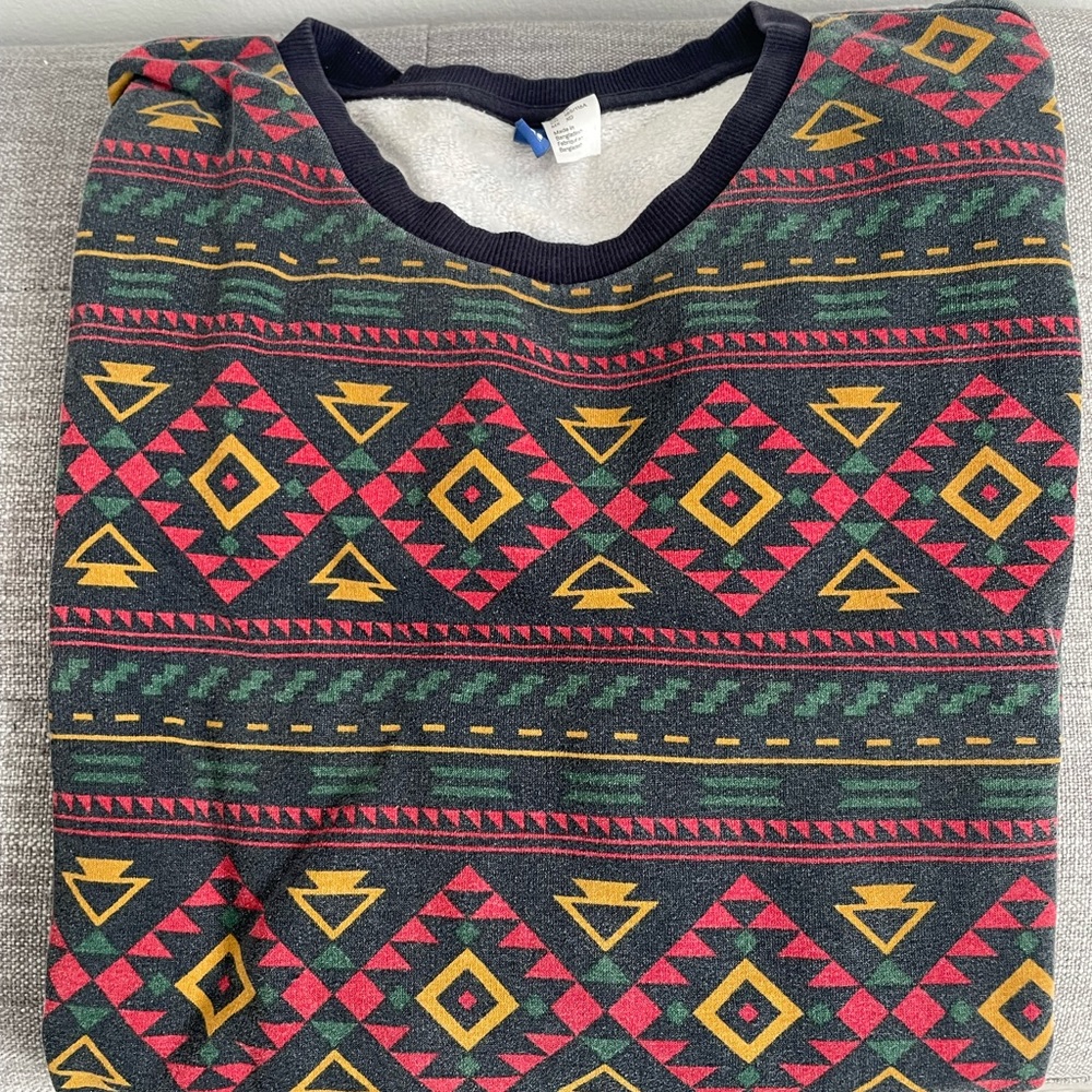 H&M Divided Geometric print/striped pattern Crewneck Sweater Size Men’s XL